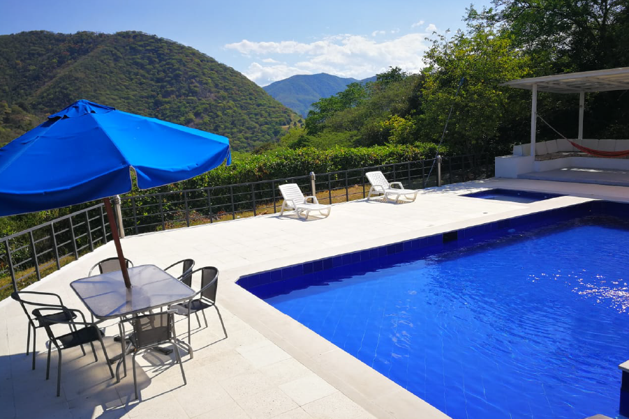 Finca Casa Matiz en Apulo