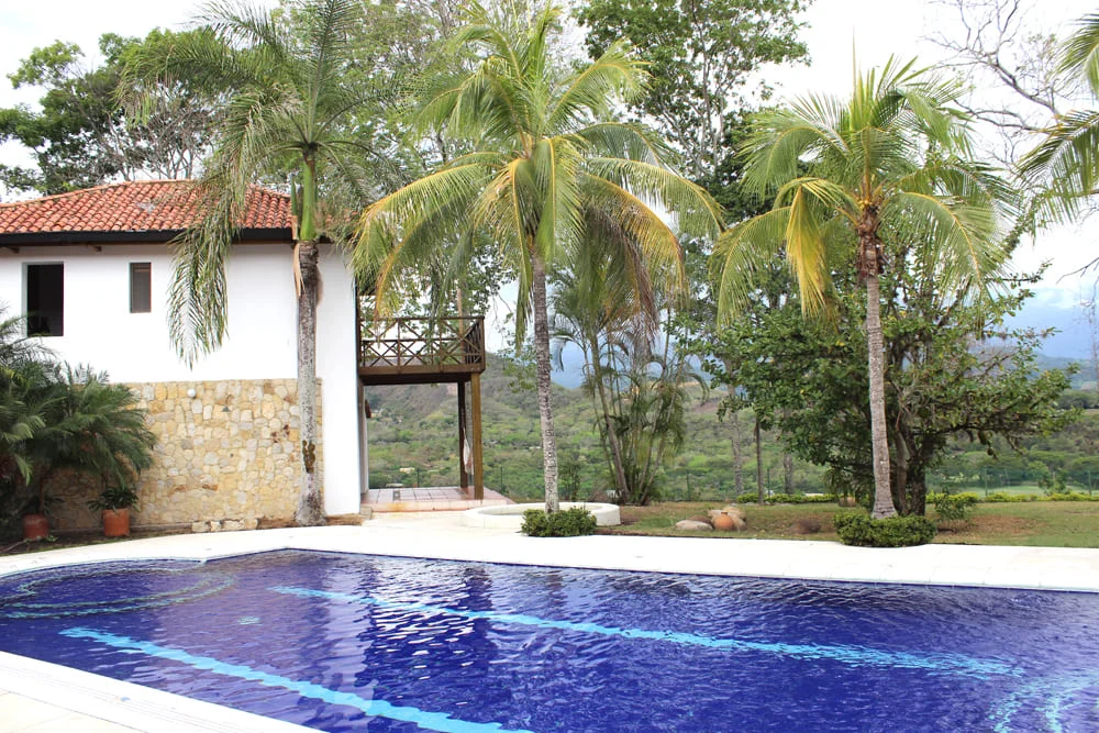 Fincas en alquiler en Cundinamarca con piscina Altos de Calandaima